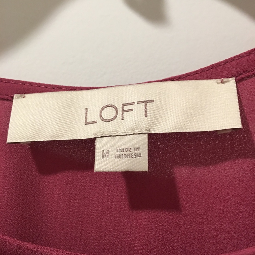 Loft Top Size M Mauve Like Color - image 4